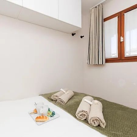 Lejlighed Vue Piscine Parking Tennis 4 Personnes *