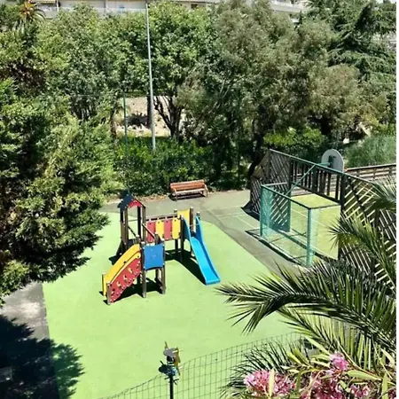 Vue Piscine Parking Tennis 4 Personnes Lejlighed *